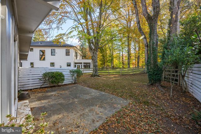 6614 MELODY LN, Bethesda, MD 20817