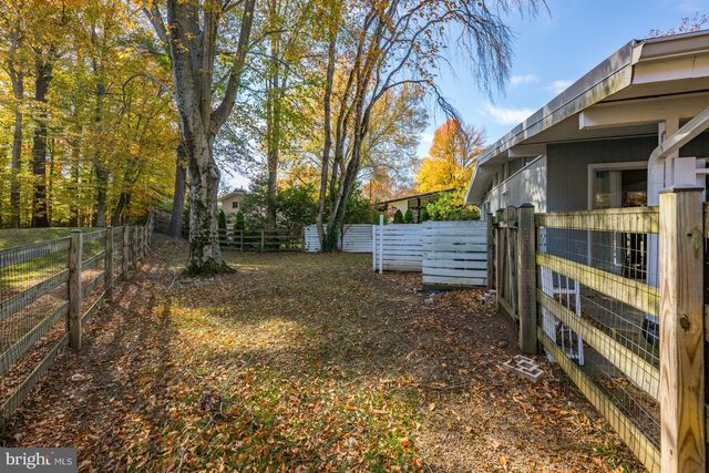 6614 MELODY LN, Bethesda, MD 20817