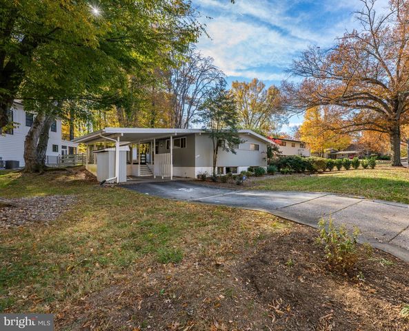 6614 MELODY LN, Bethesda, MD 20817