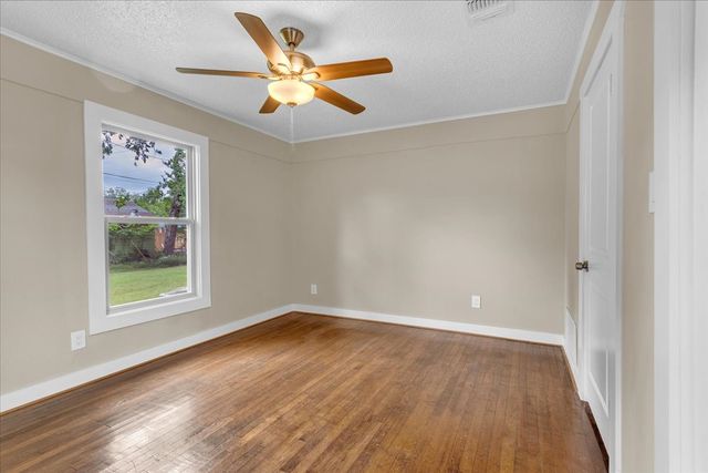 200 Victory Street, Bonham, TX 75418