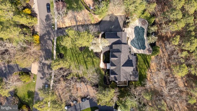 9 CLIFF SWALLOW DR, Medford, NJ 08055