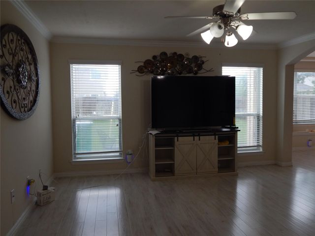 2834 Chaplin Place Drive, Humble, TX 77396