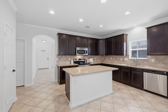 7443 Eagle Ledge, San Antonio, TX 78249