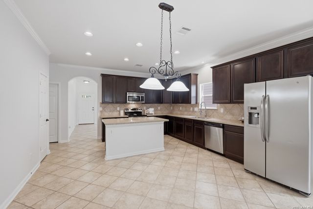 7443 Eagle Ledge, San Antonio, TX 78249