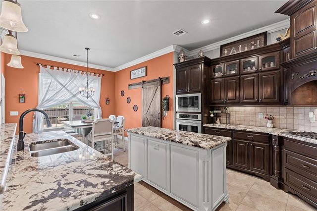 3501 W Laney Street, Rogers, AR 72758