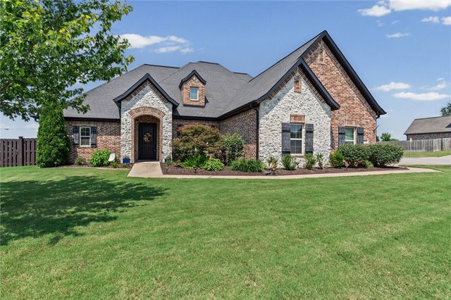 3501 W Laney Street, Rogers, AR 72758