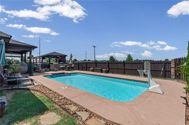 3501 W Laney Street, Rogers, AR 72758