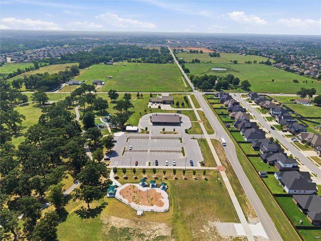3501 W Laney Street, Rogers, AR 72758