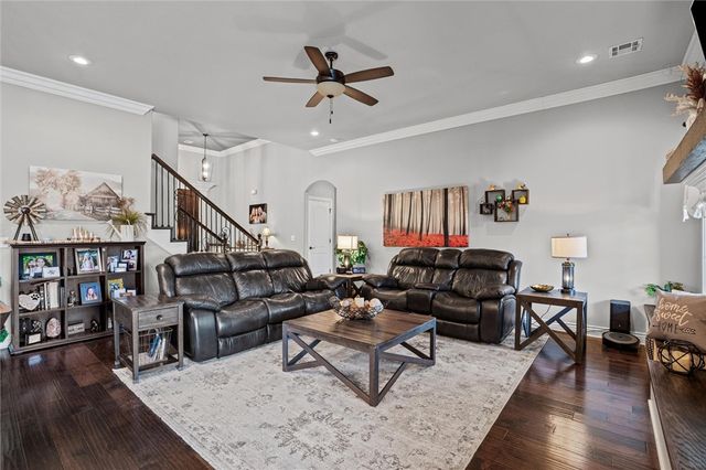 3501 W Laney Street, Rogers, AR 72758