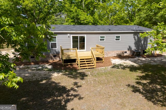 2959 Lake Lannell Road, Odum, GA 31555