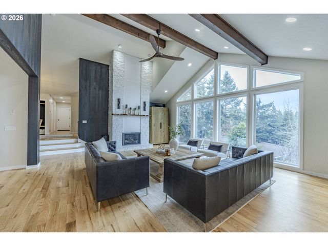 2315 W 28TH Ave, Eugene, OR 97405