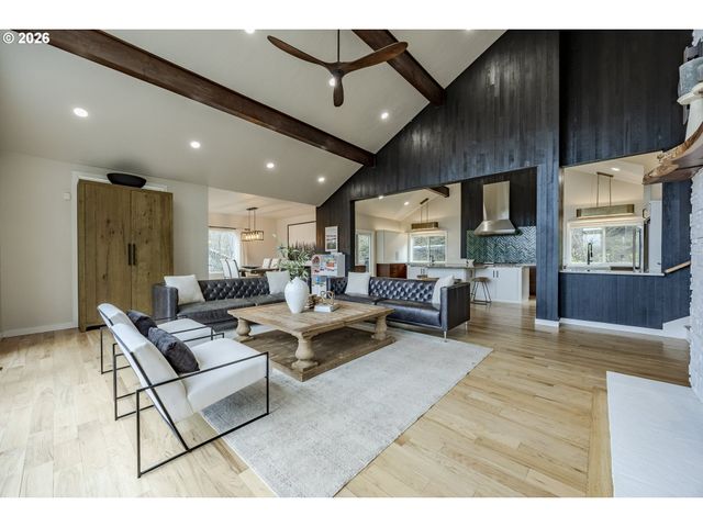 2315 W 28TH Ave, Eugene, OR 97405