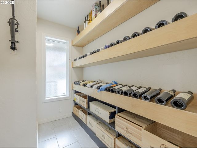 2315 W 28TH Ave, Eugene, OR 97405