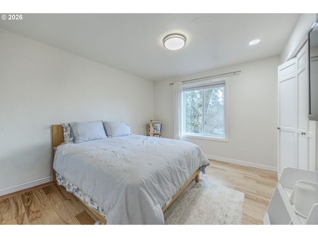 2315 W 28TH Ave, Eugene, OR 97405