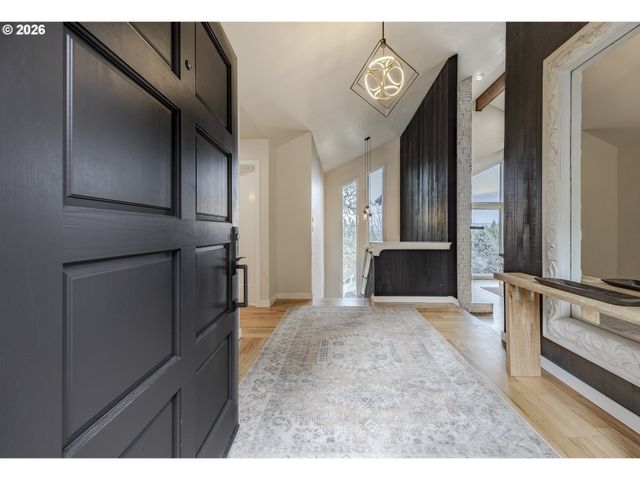 2315 W 28TH Ave, Eugene, OR 97405