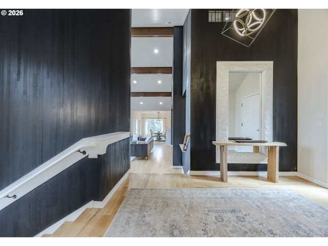 2315 W 28TH Ave, Eugene, OR 97405