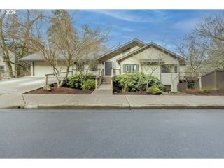 2315 W 28TH Ave, Eugene, OR 97405