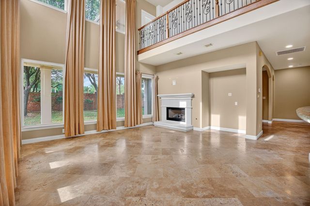 11511 Gallant Ridge Lane, Houston, TX 77082