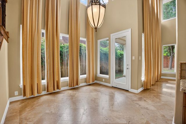 11511 Gallant Ridge Lane, Houston, TX 77082
