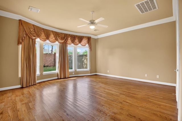 11511 Gallant Ridge Lane, Houston, TX 77082