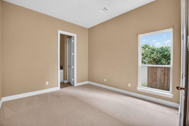 11511 Gallant Ridge Lane, Houston, TX 77082