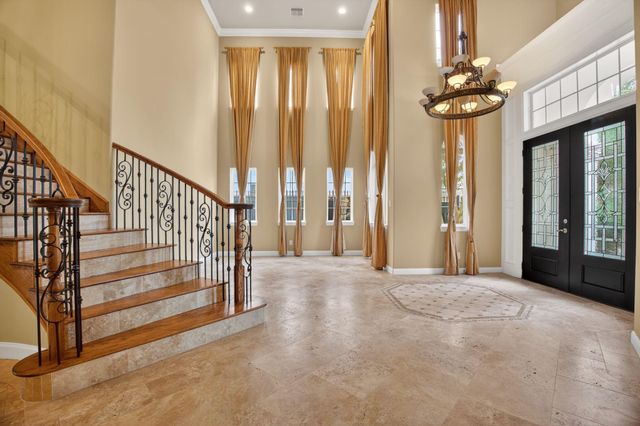 11511 Gallant Ridge Lane, Houston, TX 77082