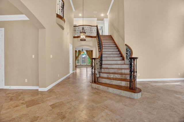11511 Gallant Ridge Lane, Houston, TX 77082