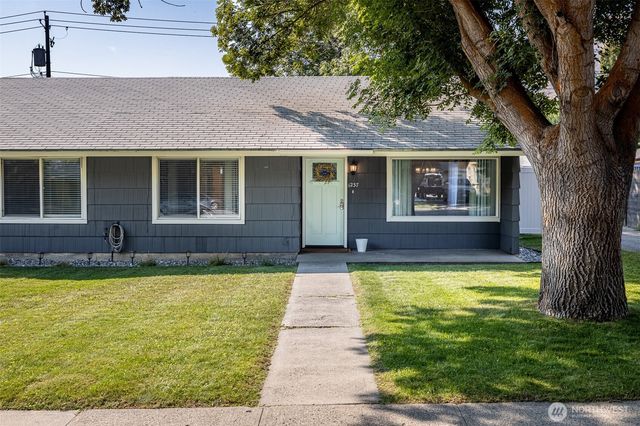 1235 Montana St, Wenatchee, WA 98801