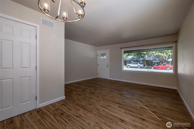 1235 Montana St, Wenatchee, WA 98801