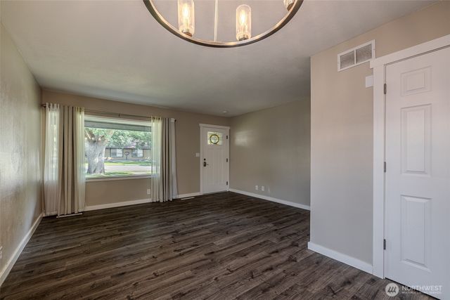 1235 Montana St, Wenatchee, WA 98801