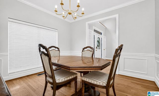 312 HONEYSUCKLE LANE, Chelsea, AL 35043