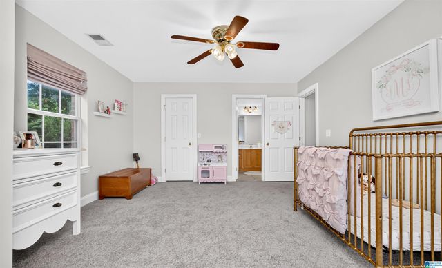 312 HONEYSUCKLE LANE, Chelsea, AL 35043