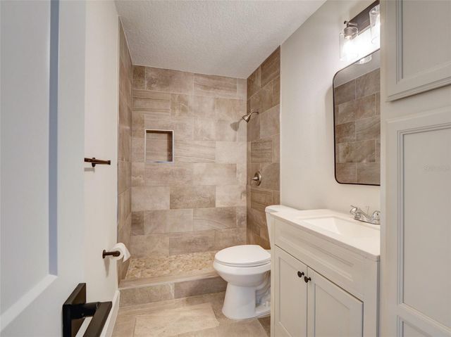 2709 ARC DRIVE, Orlando, FL 32826