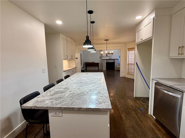 101 Fox Glove Lane, Bentonville, AR 72712