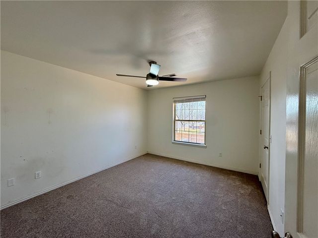 101 Fox Glove Lane, Bentonville, AR 72712