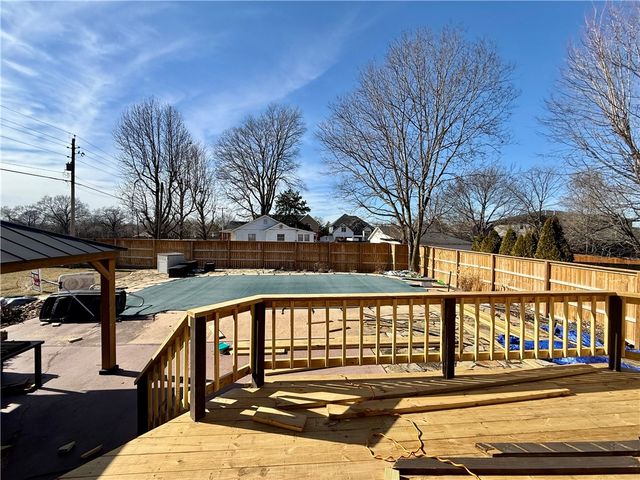 101 Fox Glove Lane, Bentonville, AR 72712