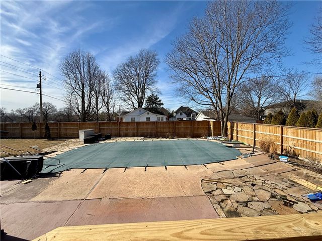 101 Fox Glove Lane, Bentonville, AR 72712