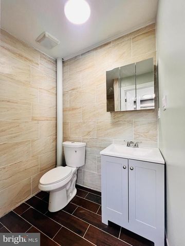 1143 CHESTNUT ST, Darby, PA 19023