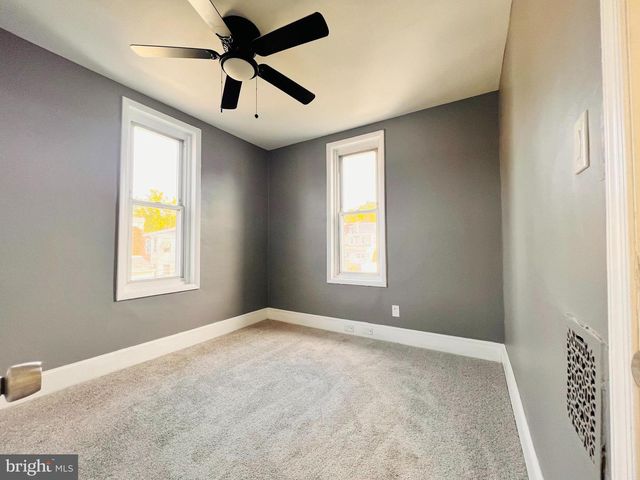 1143 CHESTNUT ST, Darby, PA 19023