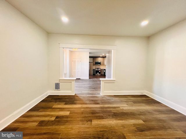 1143 CHESTNUT ST, Darby, PA 19023