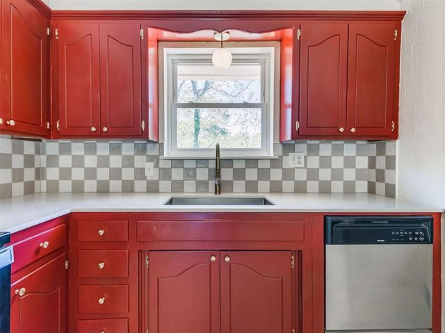 1715 Edgewood Drive, Edmond, OK 73013