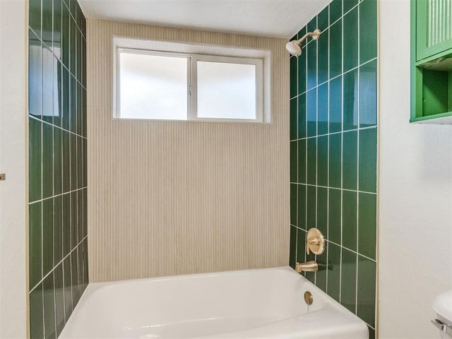 1715 Edgewood Drive, Edmond, OK 73013