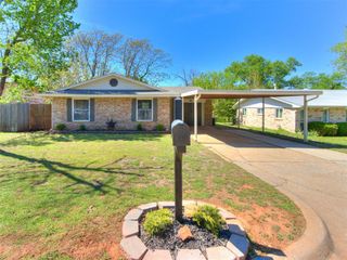1715 Edgewood Drive, Edmond, OK 73013