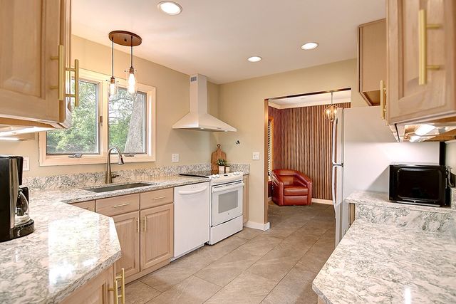 4617 Hastings Drive, Kettering, OH 45440