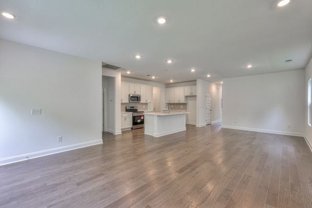 612 Phoebe Way, Gallatin, TN 37066