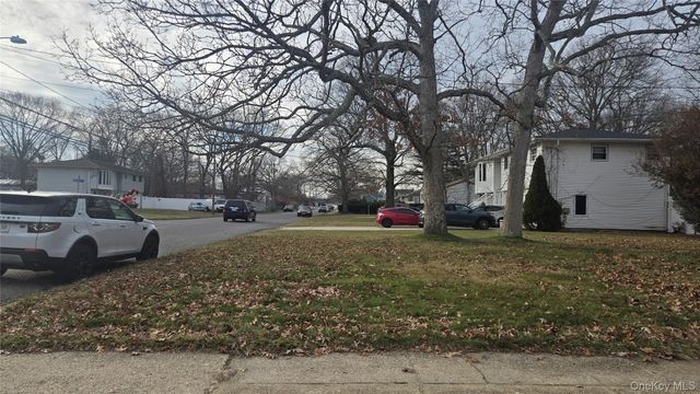 161 Wurz Street, Brentwood, NY 11717