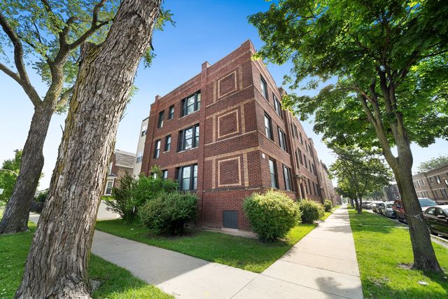 4054 W PALMER Street 2, Chicago, IL 60639
