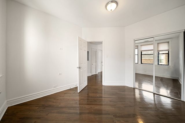 4054 W PALMER Street 2, Chicago, IL 60639