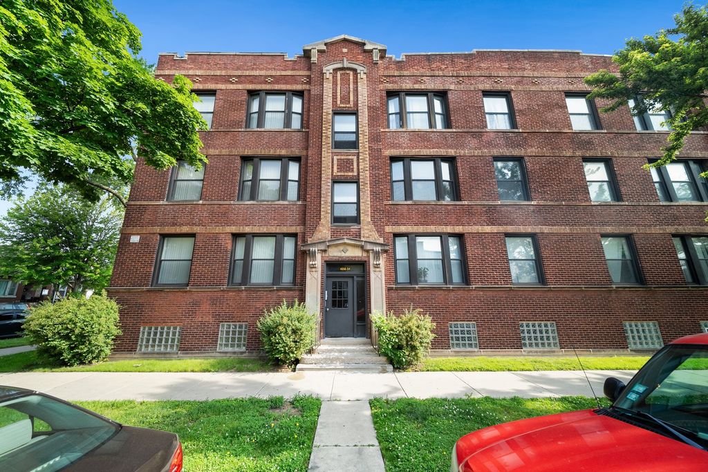 4054 W PALMER Street 2, Chicago, IL 60639