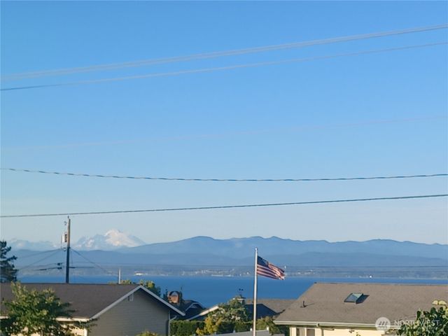 317 Teresa Street, Camano Island, WA 98282